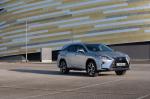 Lexus RX450hL 2018 года (UK)